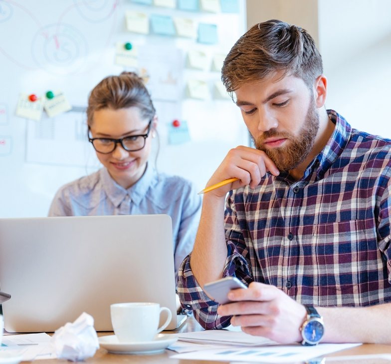 people-working-in-office-P3DBYE3