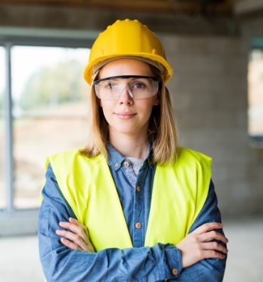 young-woman-worker-on-the-construction-site-P6CBEA3