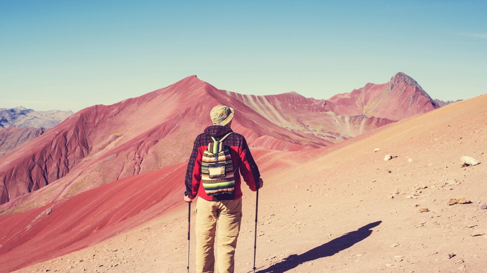 rainbow-mountain-PUWHUHP