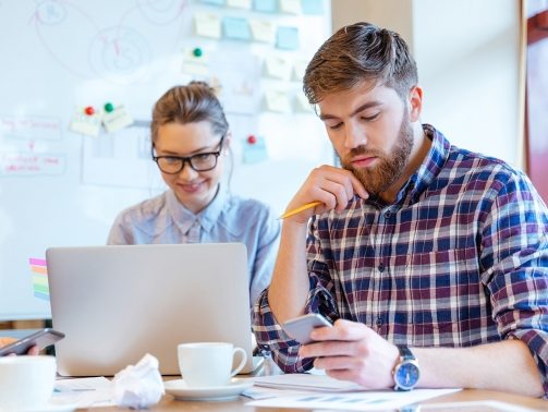 people-working-in-office-P3DBYE3