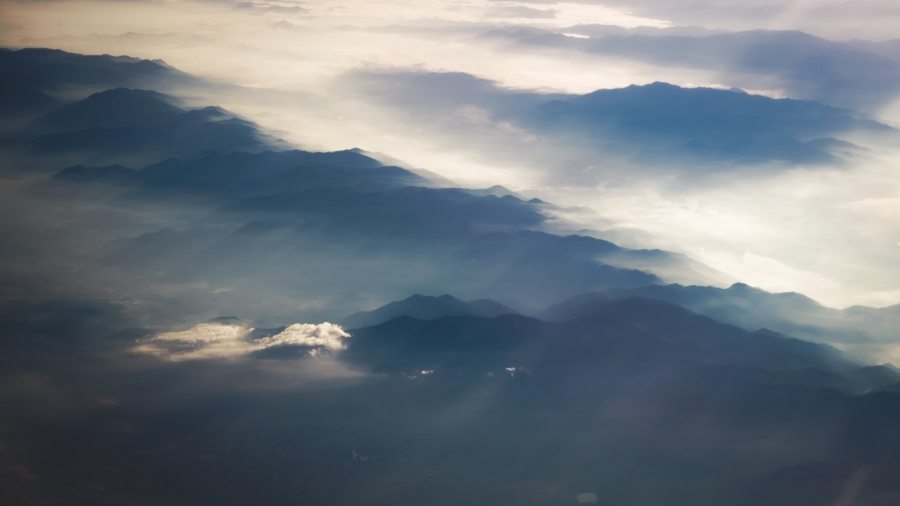 photo-1464618467402-861f7e42a840